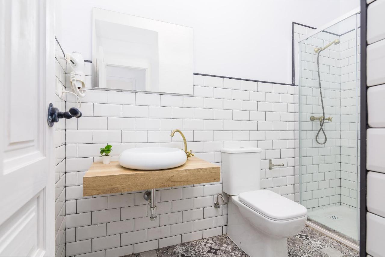 Suite Homes Apartamentos Plaza De La Merced Malaga Ngoại thất bức ảnh